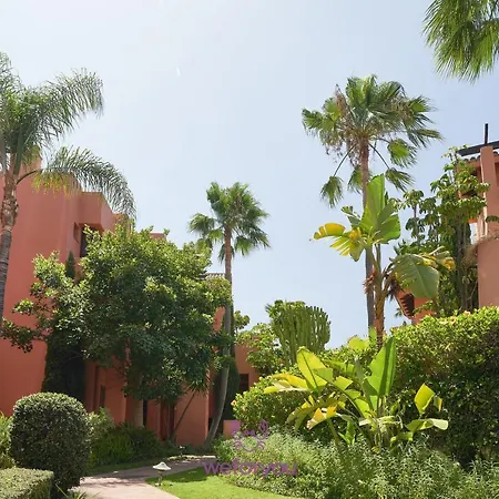 Weforyou Oasis 2 Bedrooms Sotoserena 公寓 埃斯特波纳