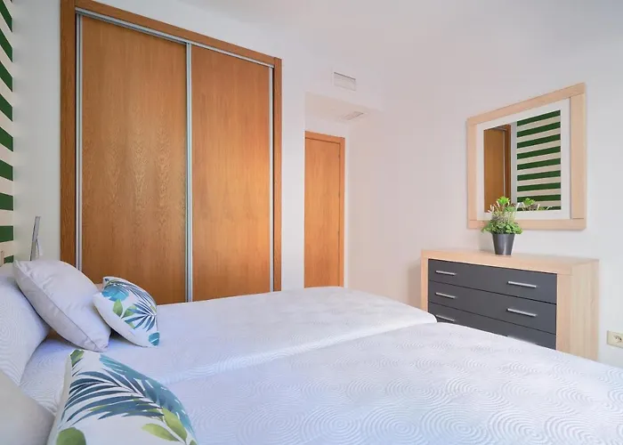 Weforyou Oasis 2 Bedrooms Sotoserena 埃斯特波纳